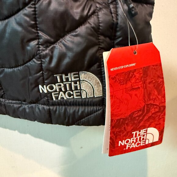 NEW North Face Thermoball ECO Black Puffer Trek Vest Mens Medium 3rd Party Logo - Picture 3 of 14